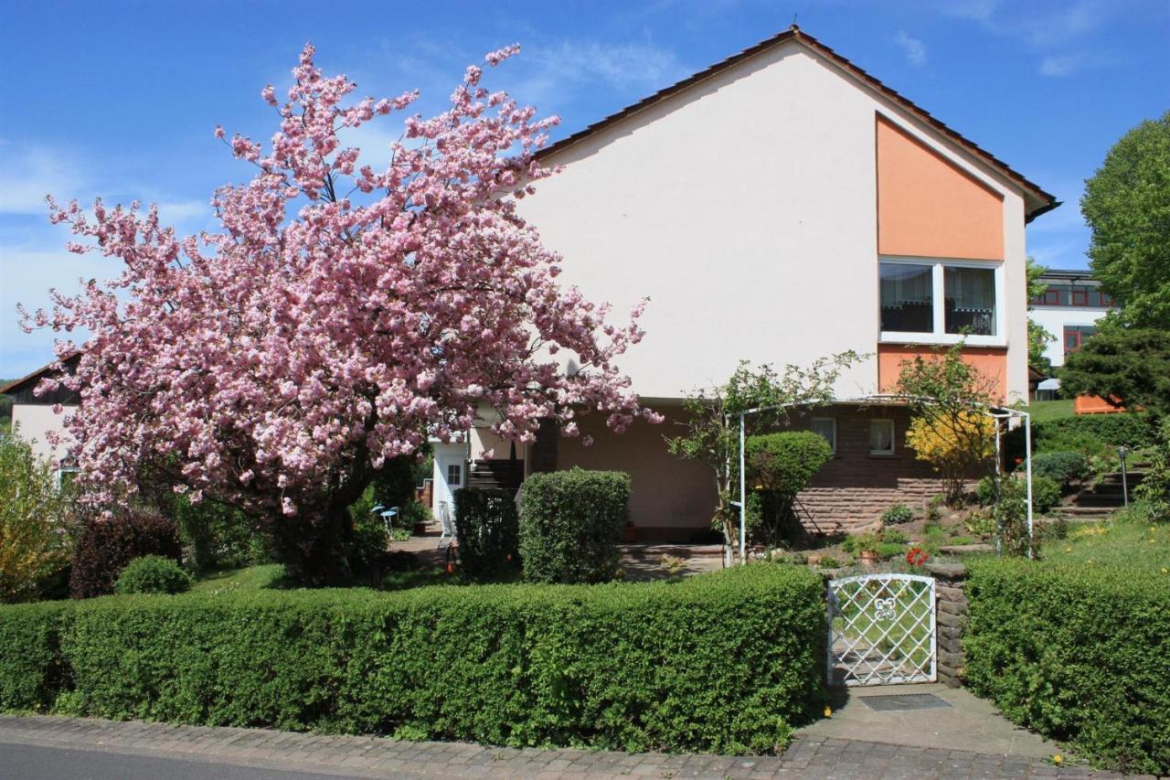 Haus Mueller Adelheid Apartment Hilders ภายนอก รูปภาพ